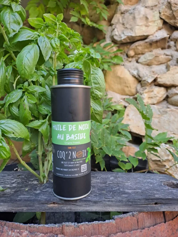 Huile de noix aromatisée au basilic – 25 cl